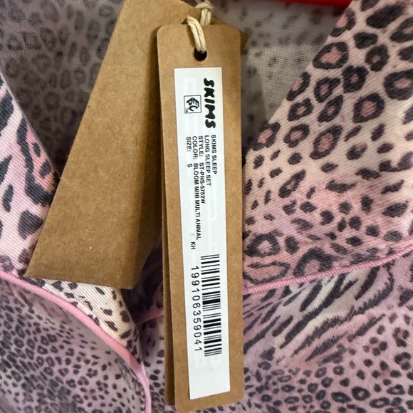 SKIMS Long Sleeve Pajama Set Bloom Animal Print NWT - Picture 9 of 10
